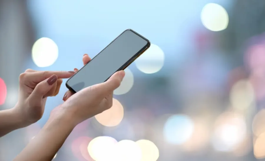 ¿Qué llevar a Punta Cana? 7 telefono movil